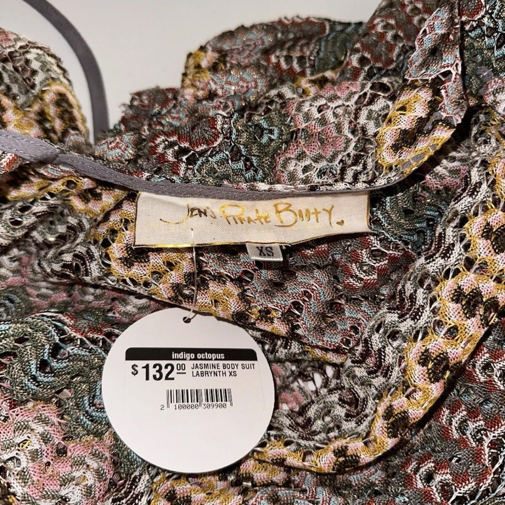 Jen's Pirate Booty Free People Jasmine crochet bodysuit one piece Labyrinth XS - Picture 7 of 7